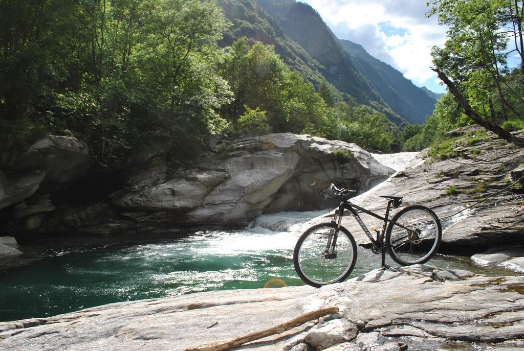 Myverzasca Resort Casa Rossa Brione  Exteriér fotografie