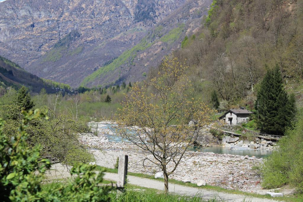 Myverzasca Resort Casa Rossa Brione  Exteriér fotografie